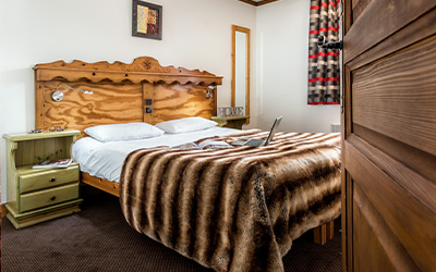 02bedroom_400x250.jpg