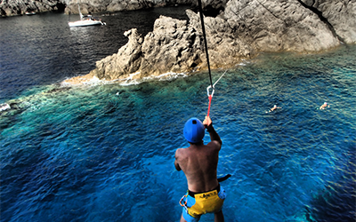 400x250_marinecanyoning