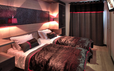 01bedroom_400x250.jpg